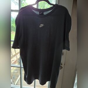 Nike Taped Shoulder Logo Tee | Men's L | Black/White